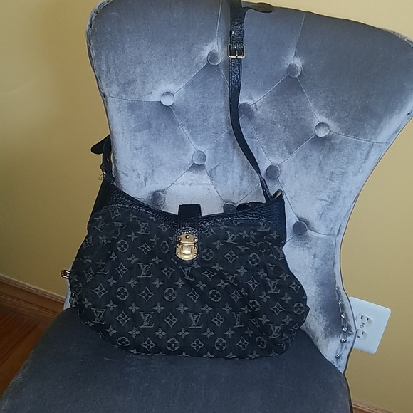 💝RARE & AUTHENTIC Louis Vuitton Denim Mahina xs - Picture 2 of 3